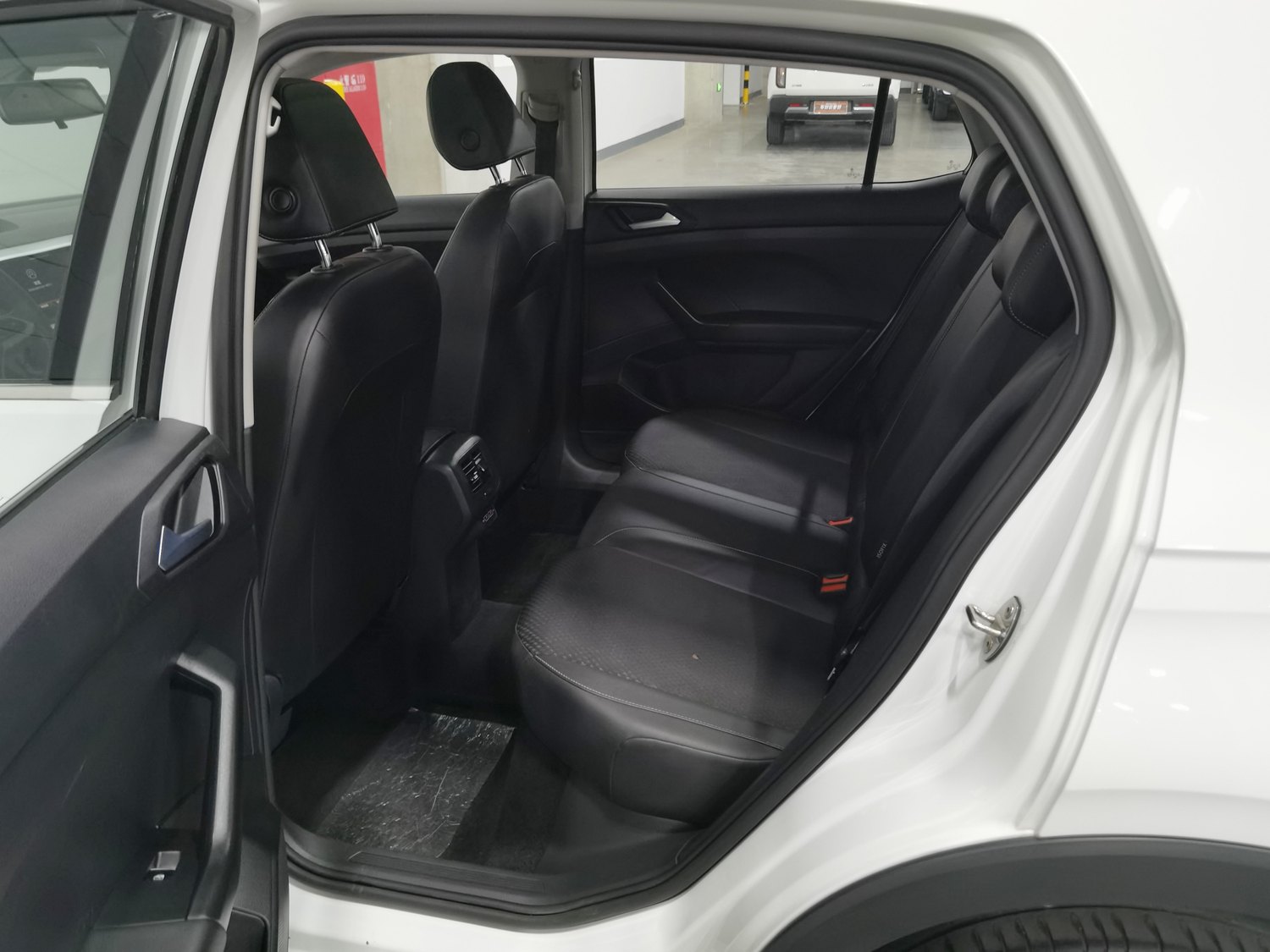 Used Volkswagen Tacqua 2023 1.2 AT