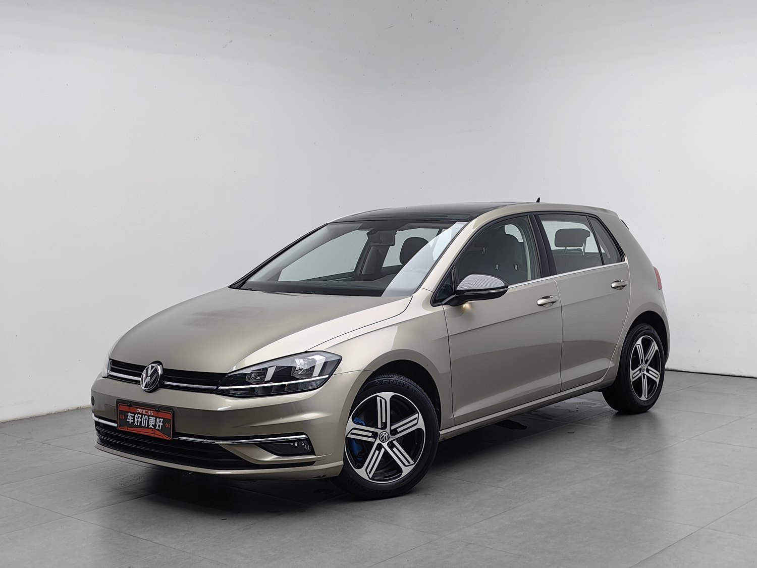 Used Volkswagen Golf 2019 1.4 AT