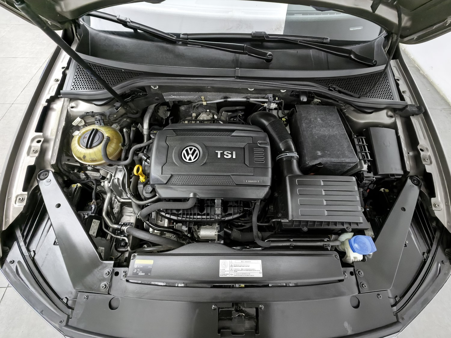 Used Volkswagen Magotan 2017 2.0 AT