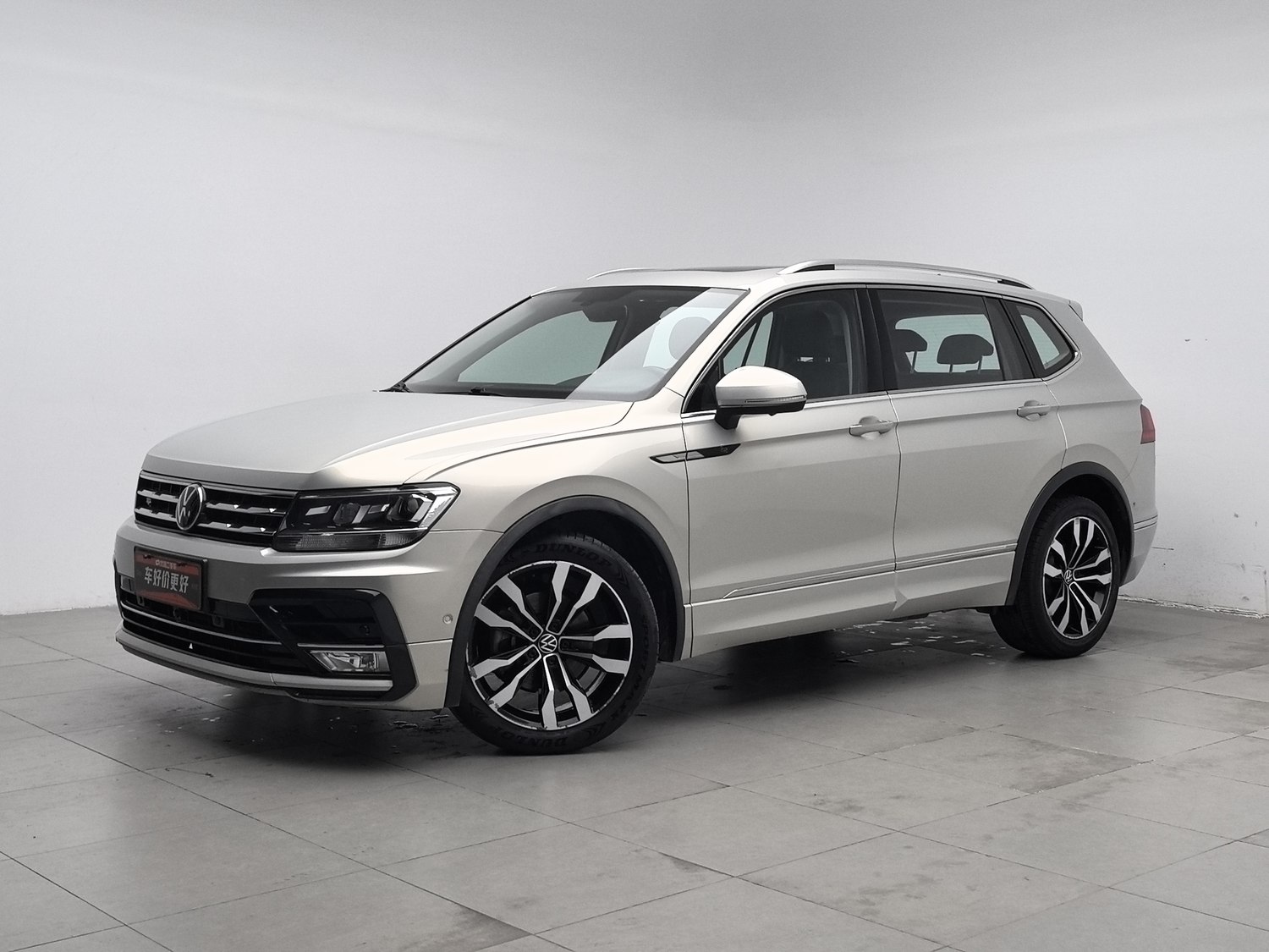 Used Volkswagen Tiguan L 2021 2.0 AT
