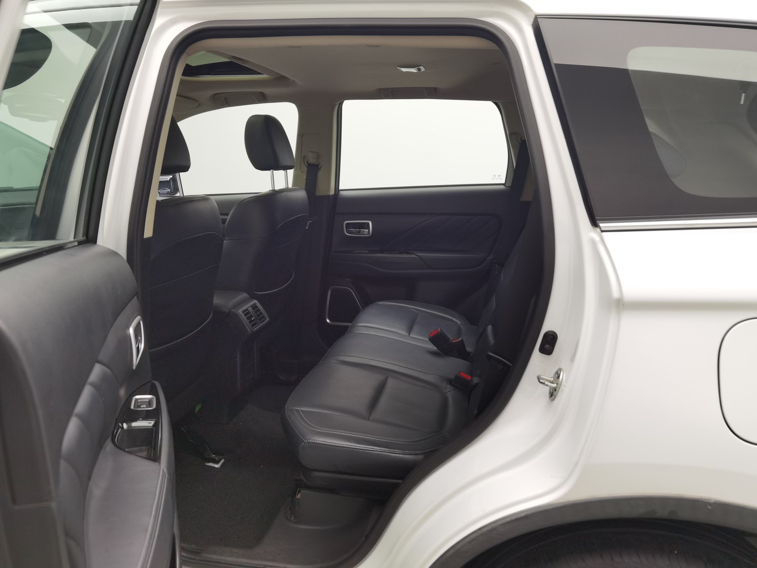 Used Mitsubishi Outlander 2019 2.4 AT