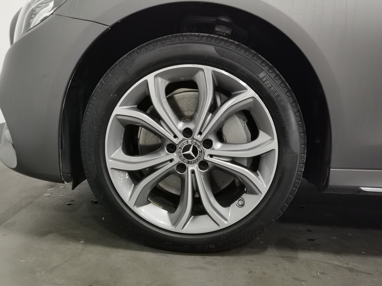 Used Mercedes-Benz E-Class 2019 2.0 AT