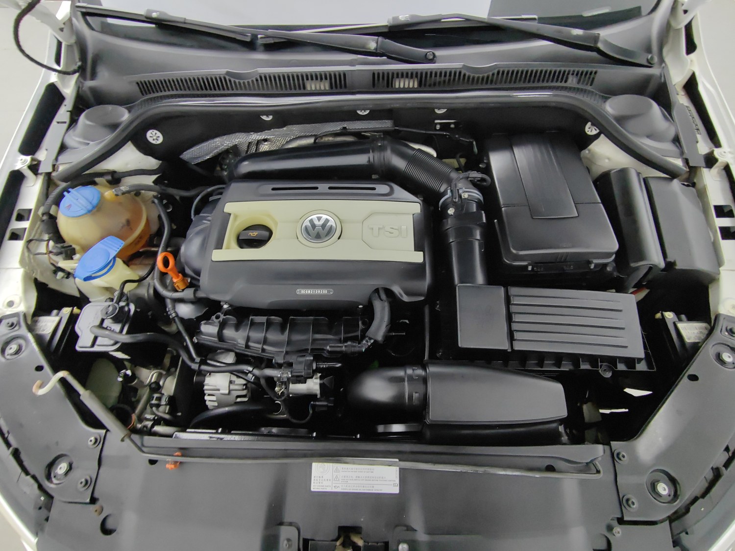 Used Volkswagen Sagitar 2013 2.0 AT