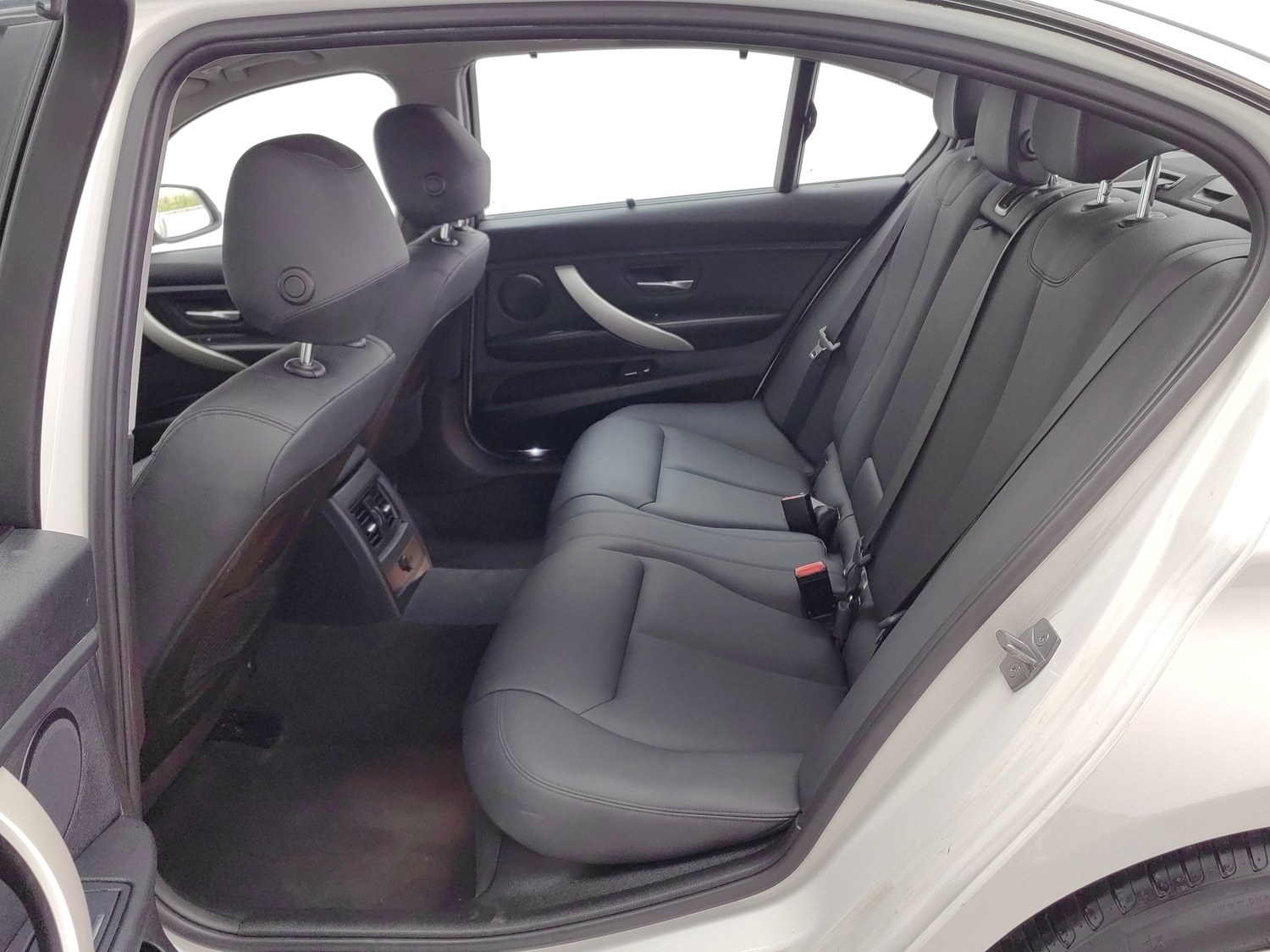 Used BMW 3 Series 2015 2.0 AT