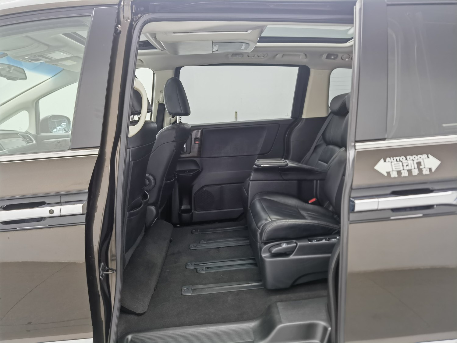 Used Honda Elysion 2016 2.4 AT