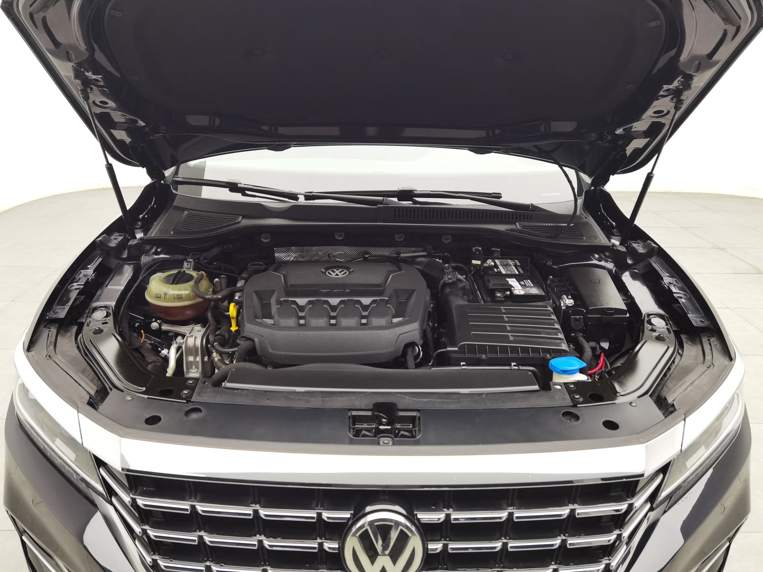 Used Volkswagen Passat 2019 2.0 AT