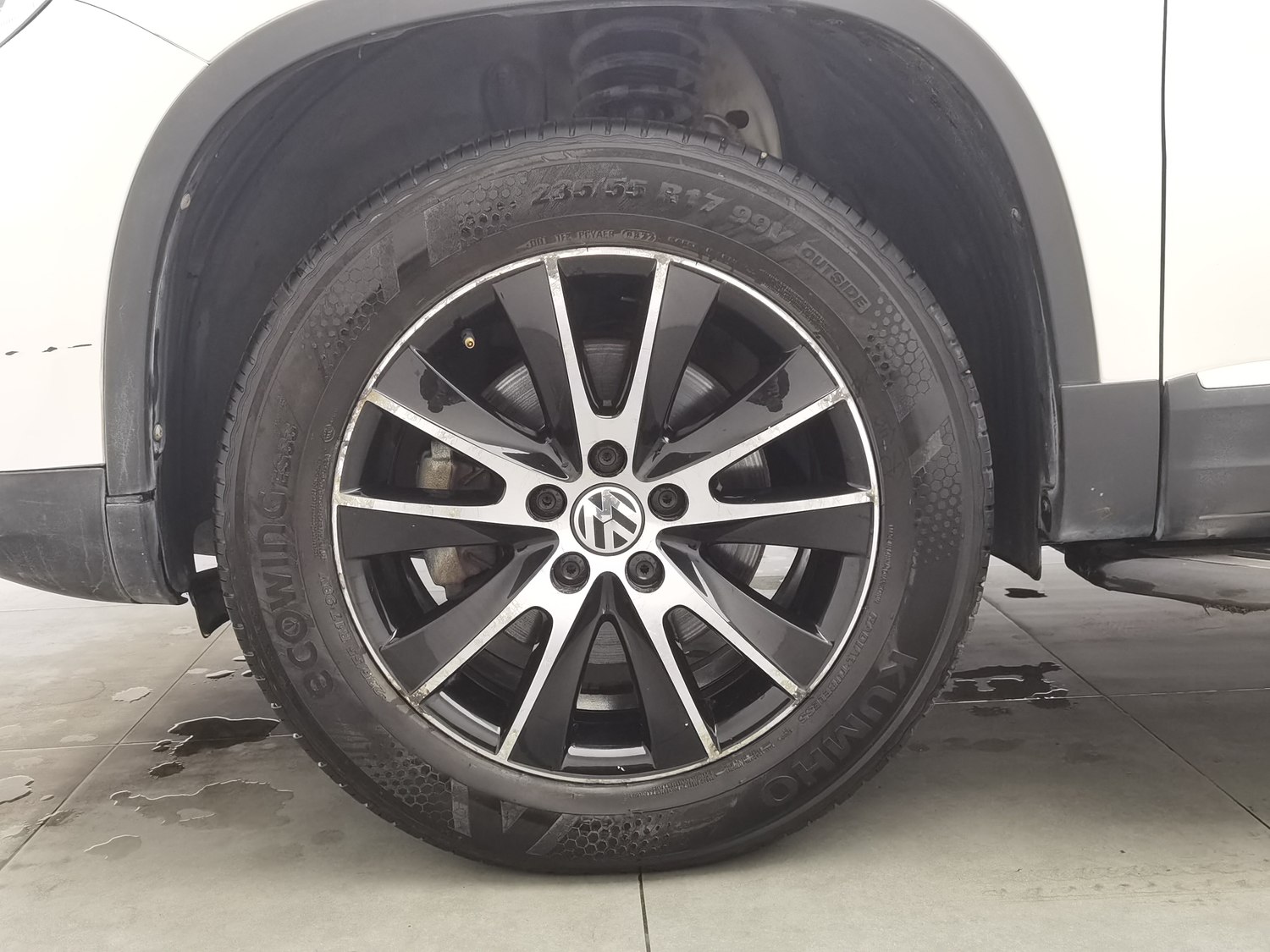 Used Volkswagen Tiguan 2015 1.8 AT