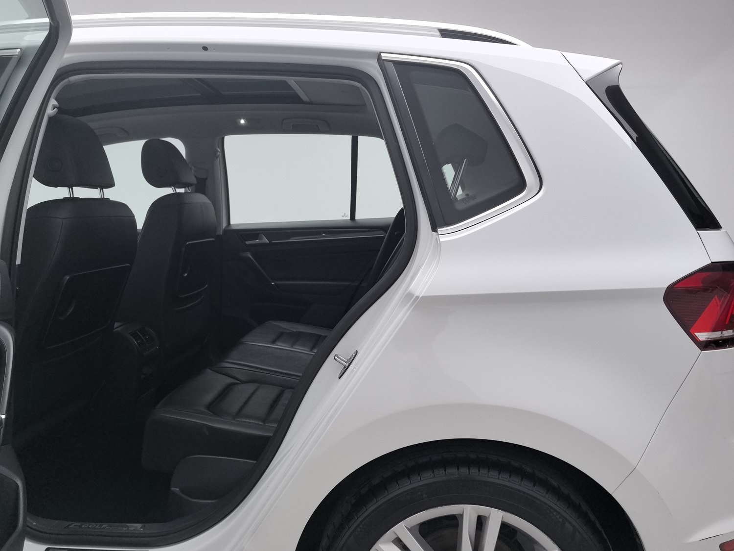 Used Volkswagen Golf Sportsvan 2016 1.4 AT