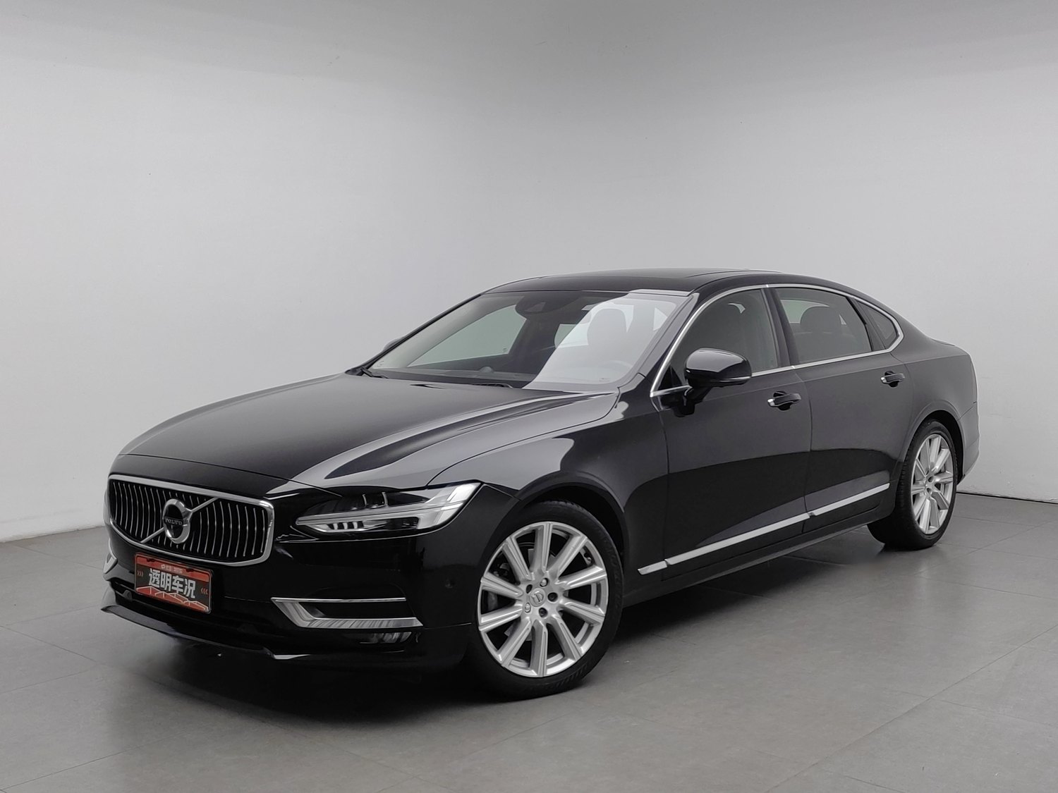 Used Volvo S90 2019 2.0 AT
