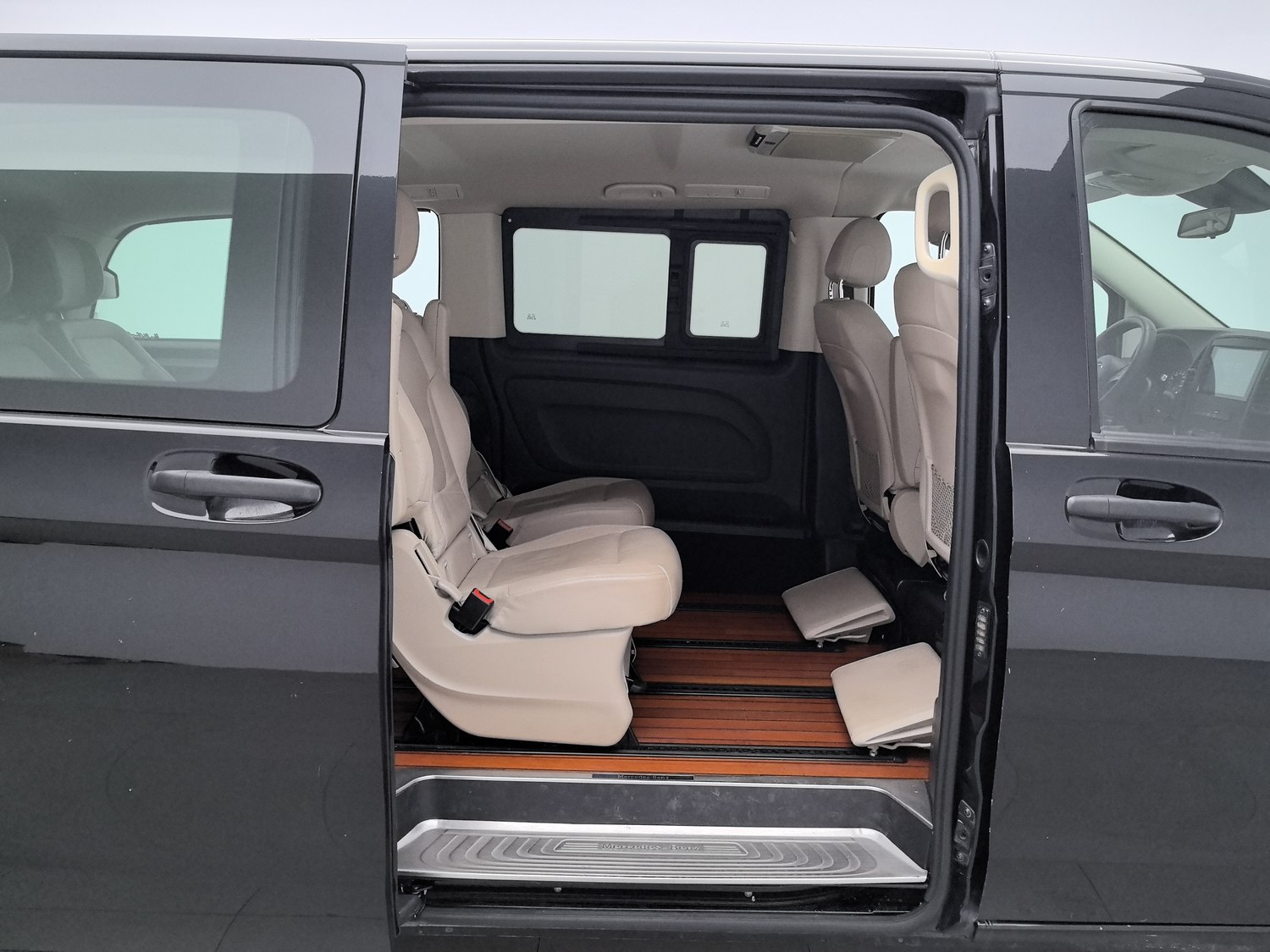 Used Mercedes-Benz Vito 2016 2.0 AT