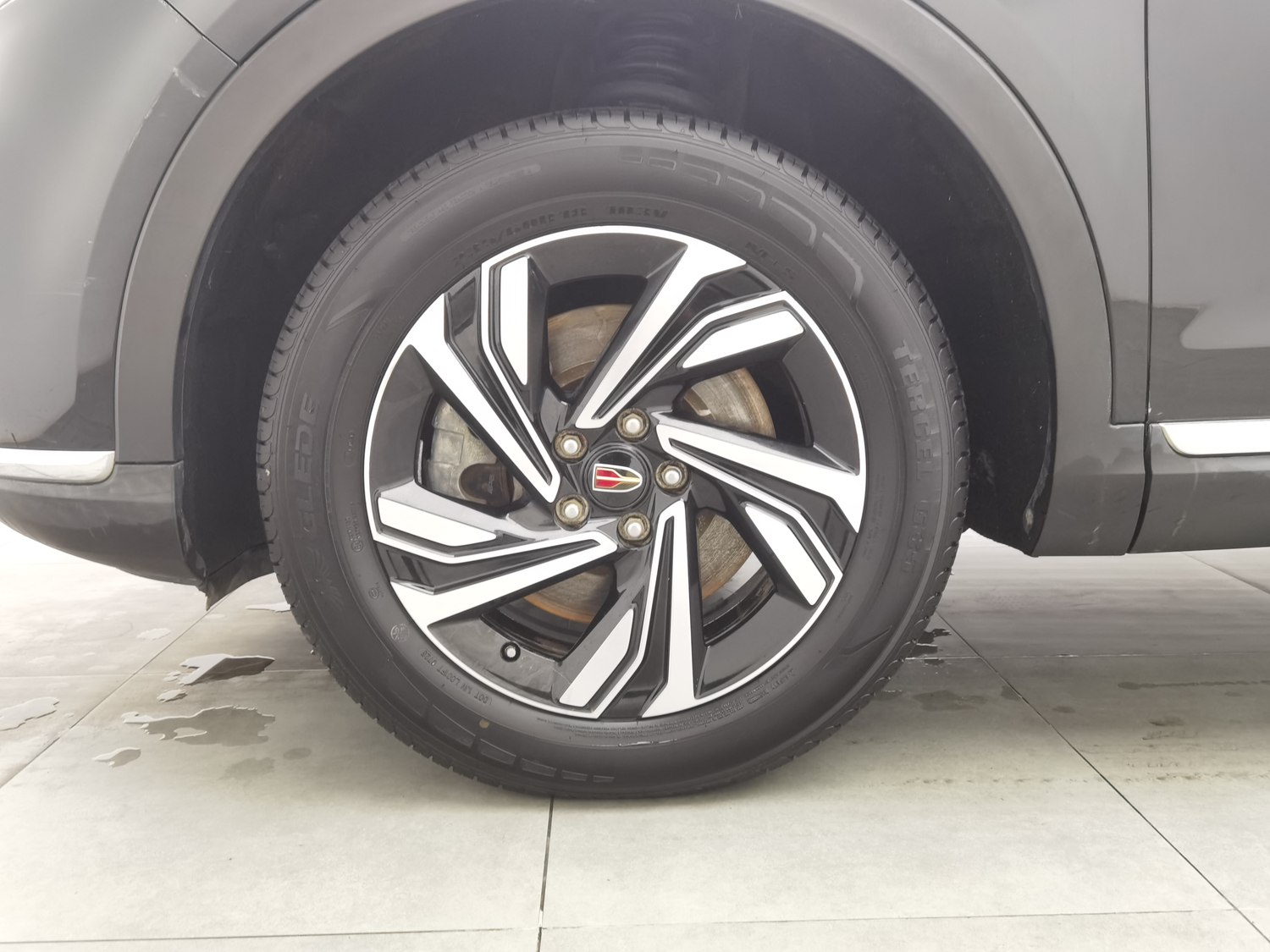 Used Hongqi HS5 2022 2.0 AT