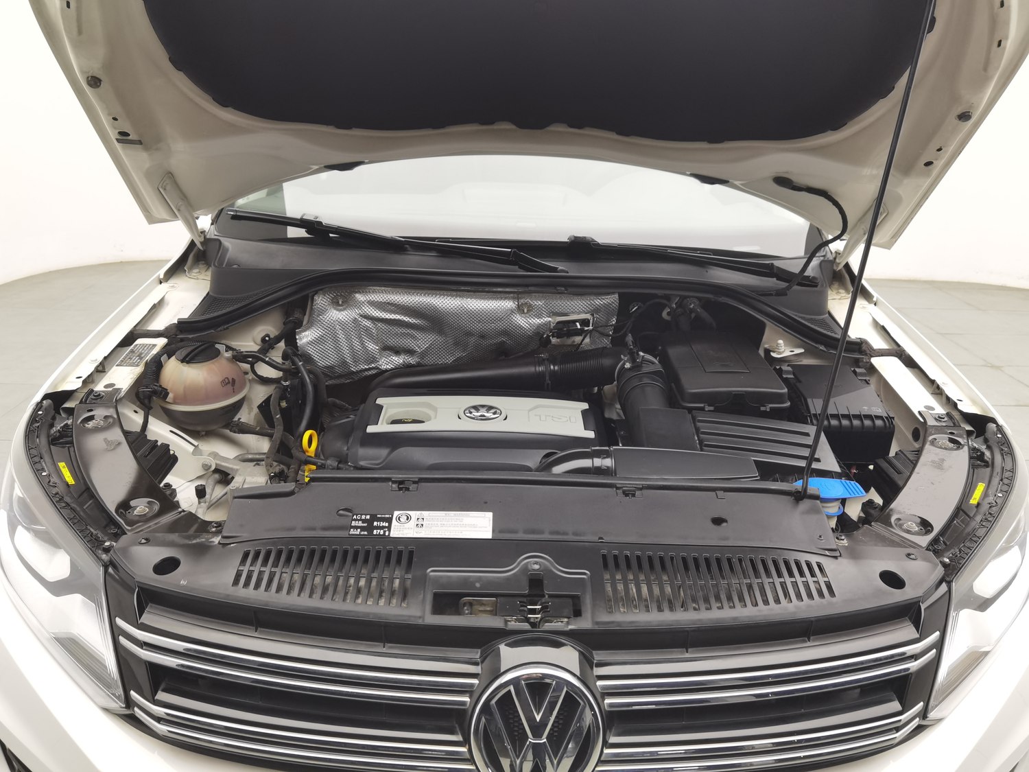 Used Volkswagen Tiguan 2015 1.8 AT