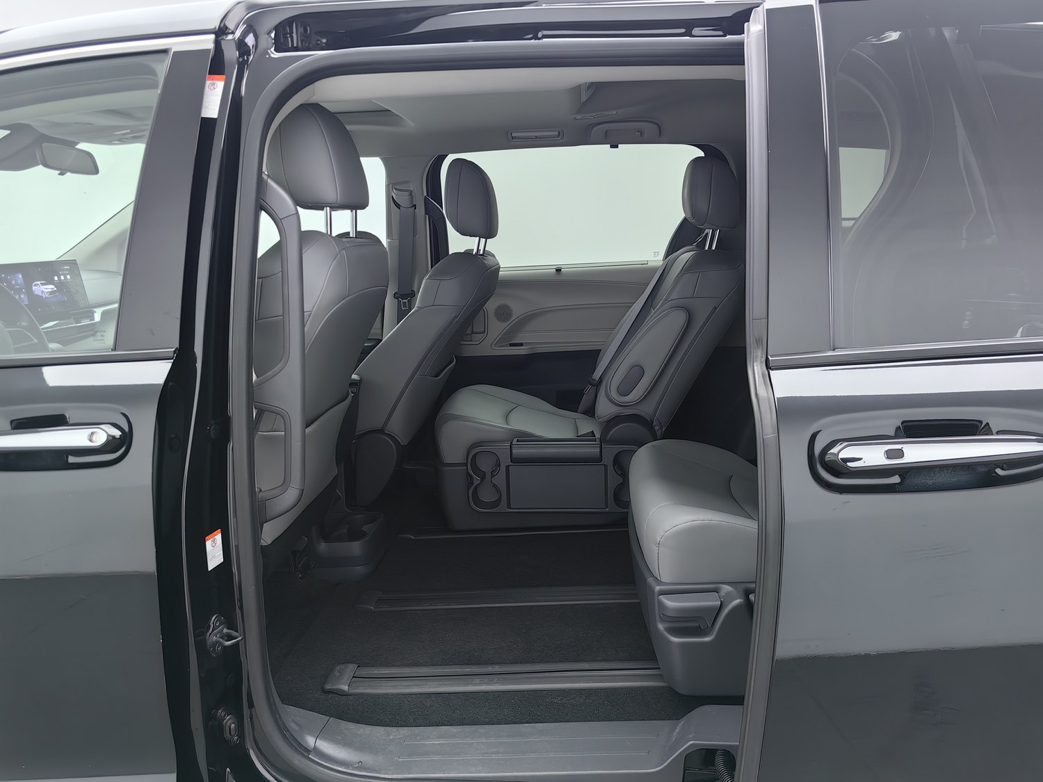 Used Toyota Granvia 2024 2.5 AT
