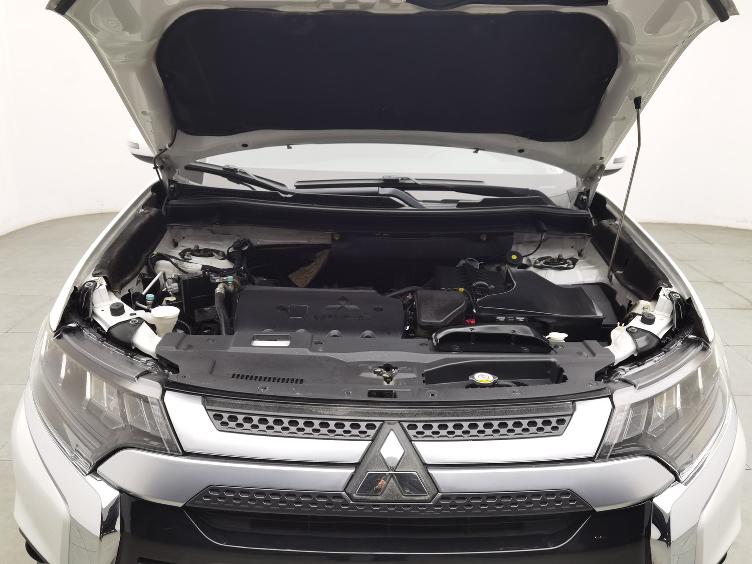 Used Mitsubishi Outlander 2019 2.4 AT