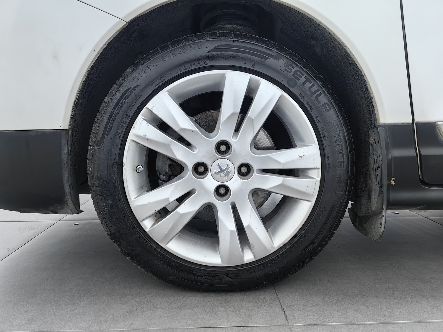 Used Peugeot 3008 2015 2.0 AT