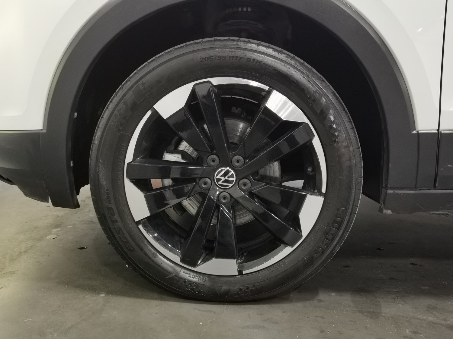 Used Volkswagen Tacqua 2023 1.2 AT