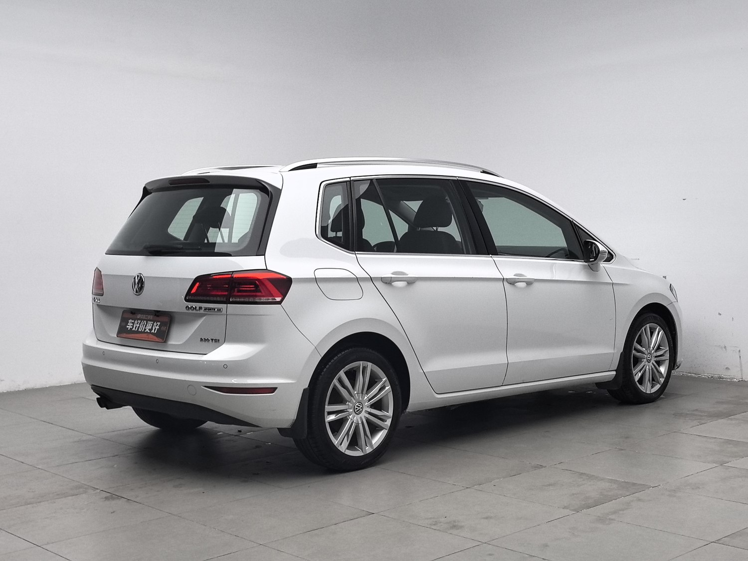 Used Volkswagen Golf Sportsvan 2016 1.4 AT