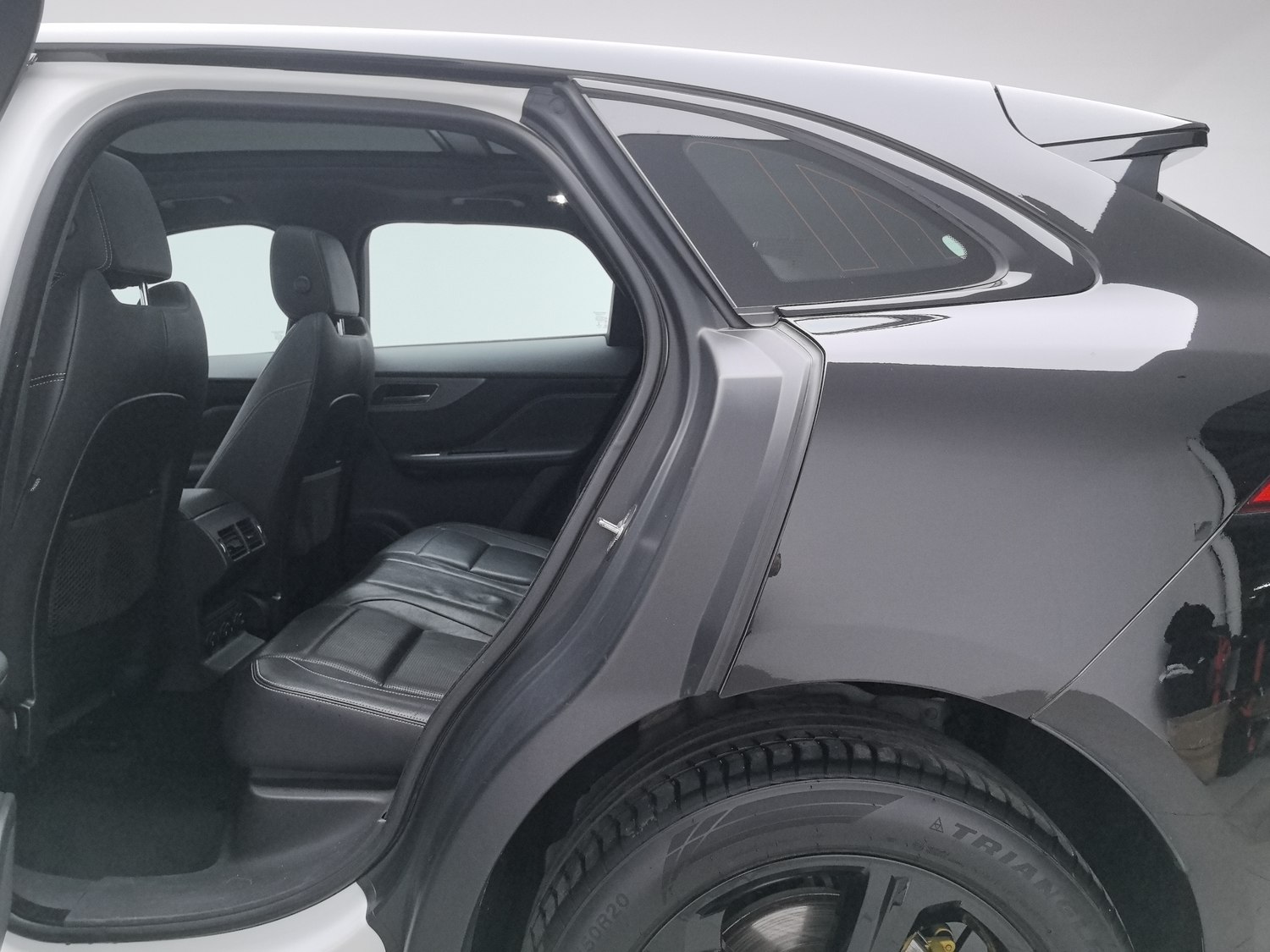 Used Jaguar F-PACE 2016 3.0 AT