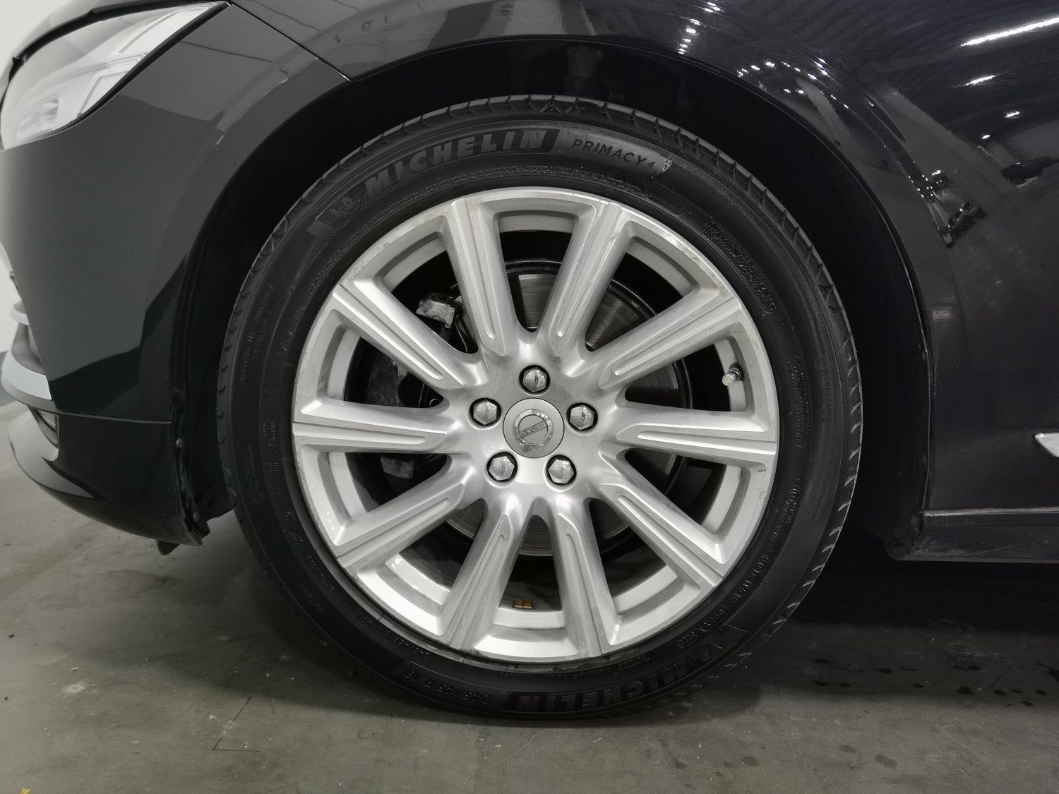 Used Volvo S90 2020 2.0 AT