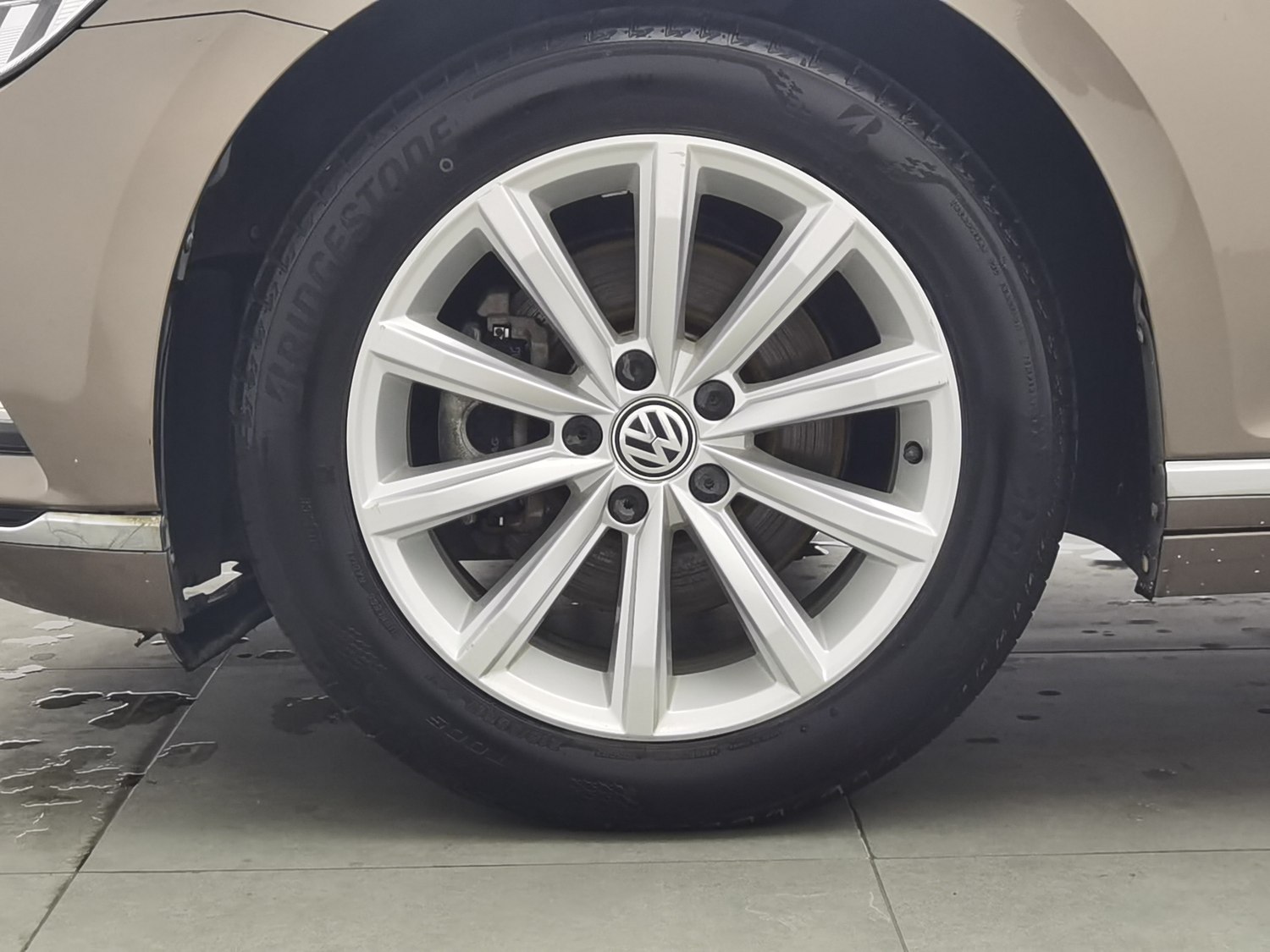 Used Volkswagen Magotan 2017 1.8 AT
