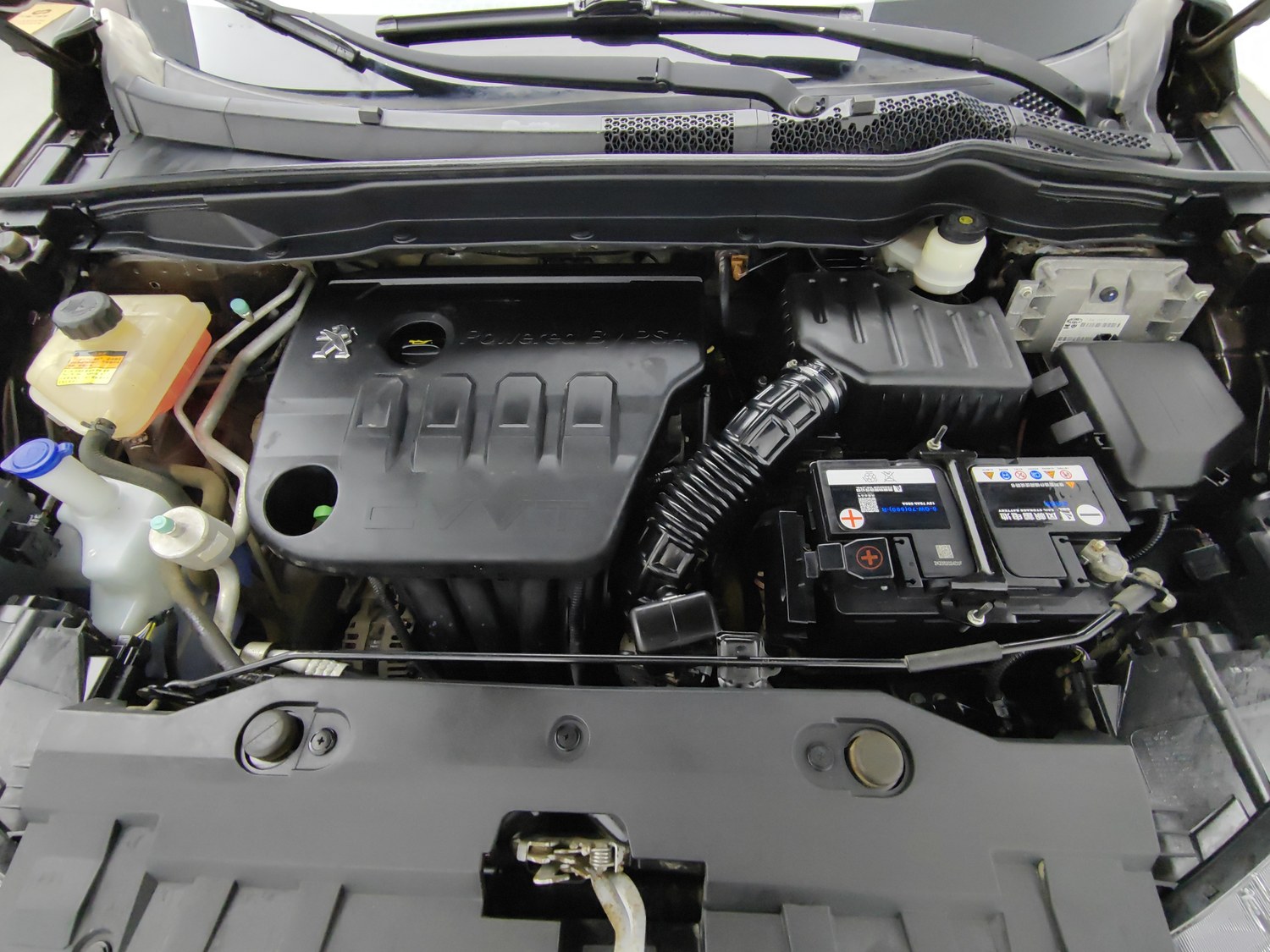 Used Dongfeng Aeolus AX7 2015 2.3 AT