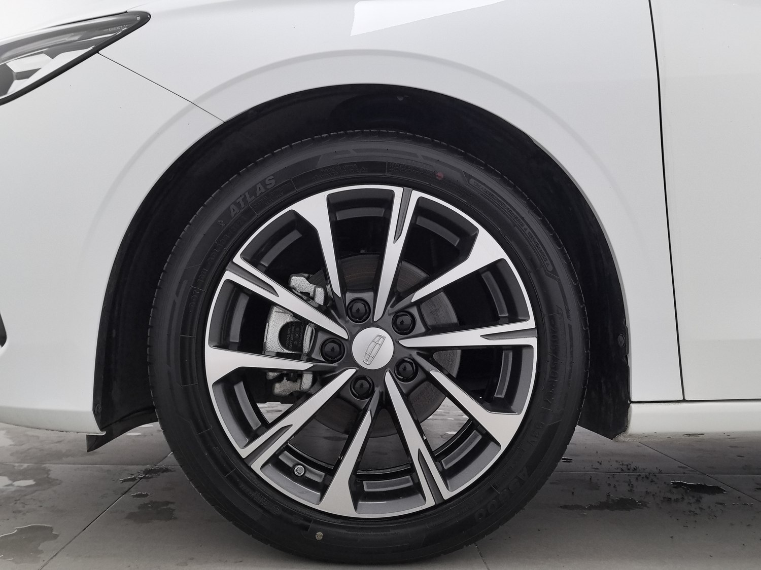 Used Geely Emgrand 2025 1.5 AT