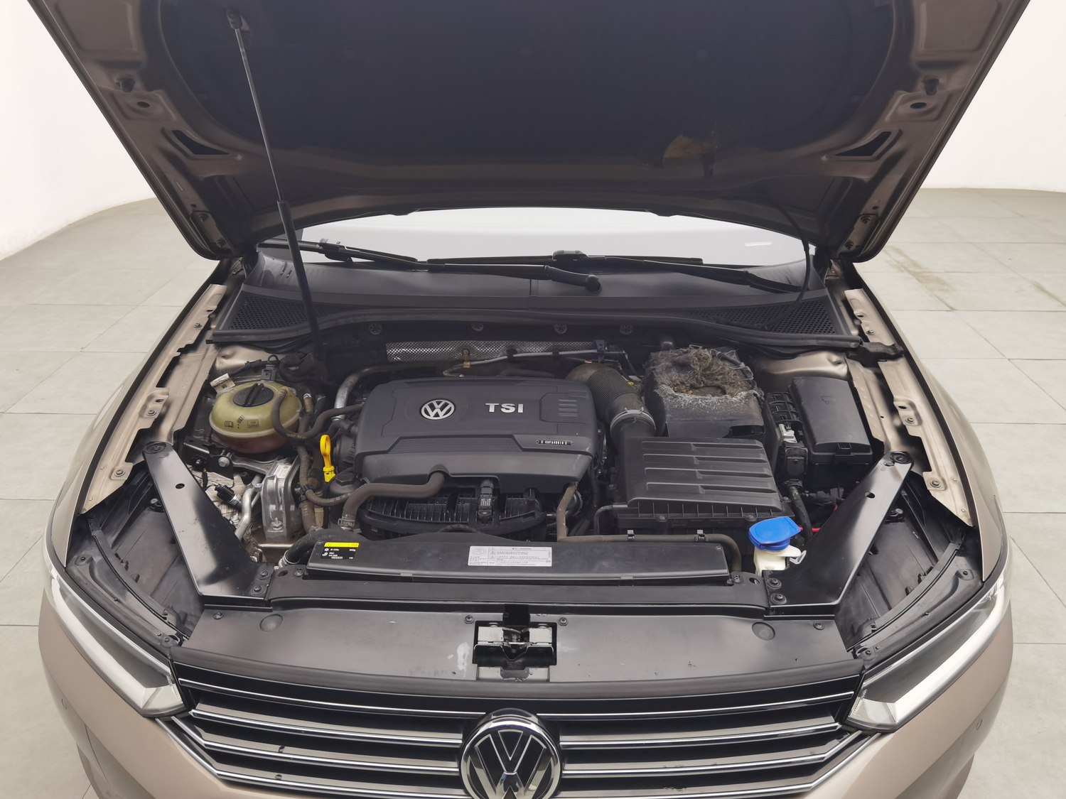 Used Volkswagen Magotan 2017 1.8 AT