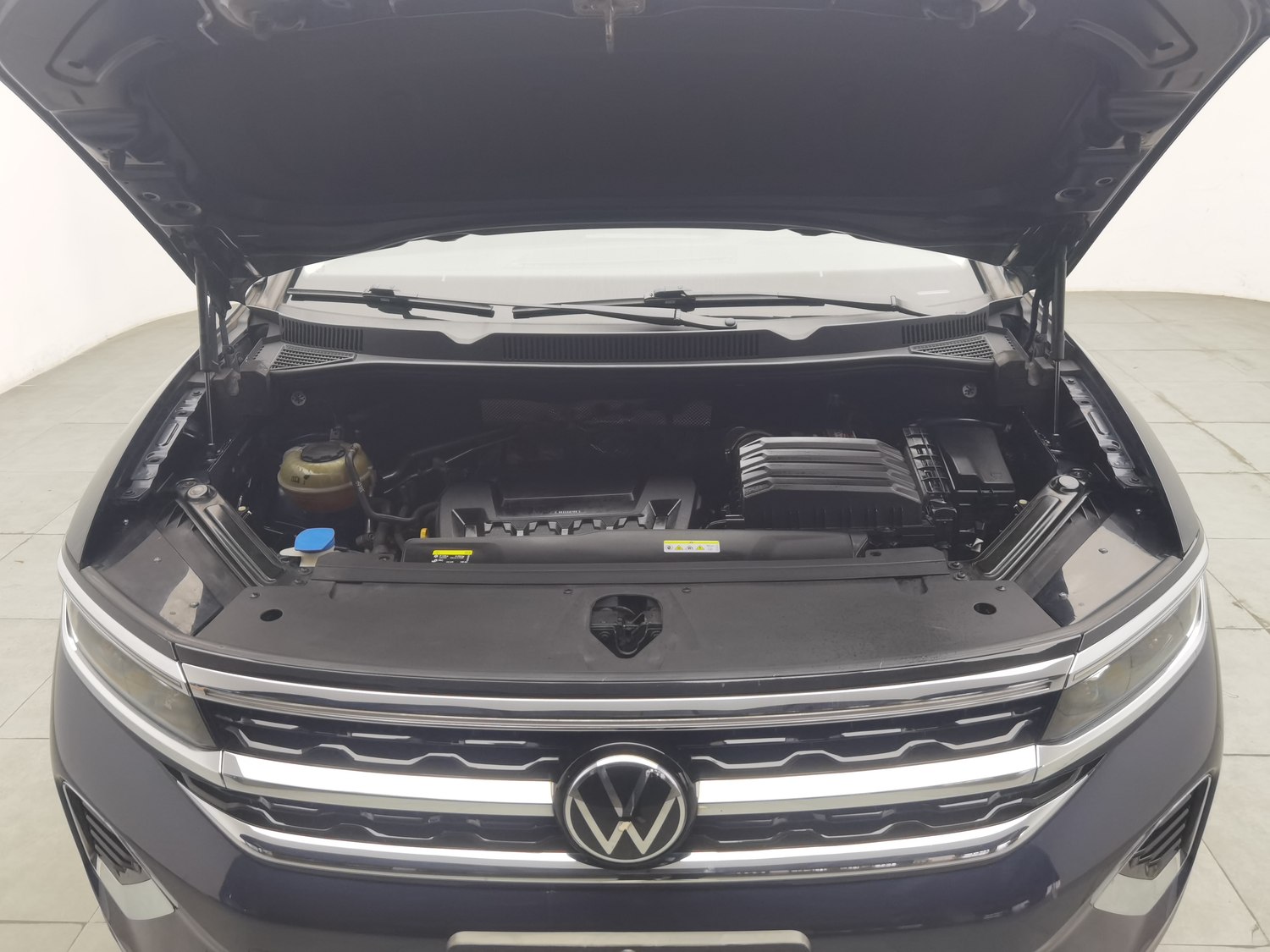 Used Volkswagen Tavendor 2021 2.0 AT