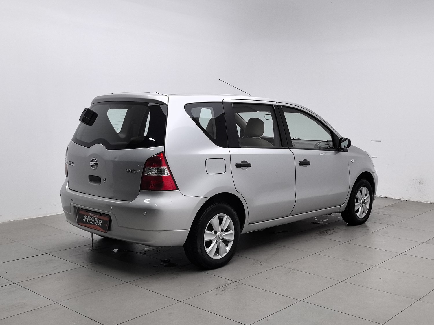 Used Nissan Livina 2010 1.6 MT