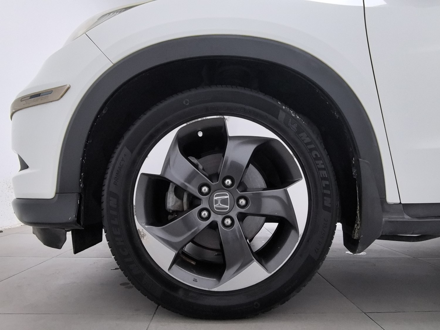 Used Honda Vezel 2015 1.8 AT