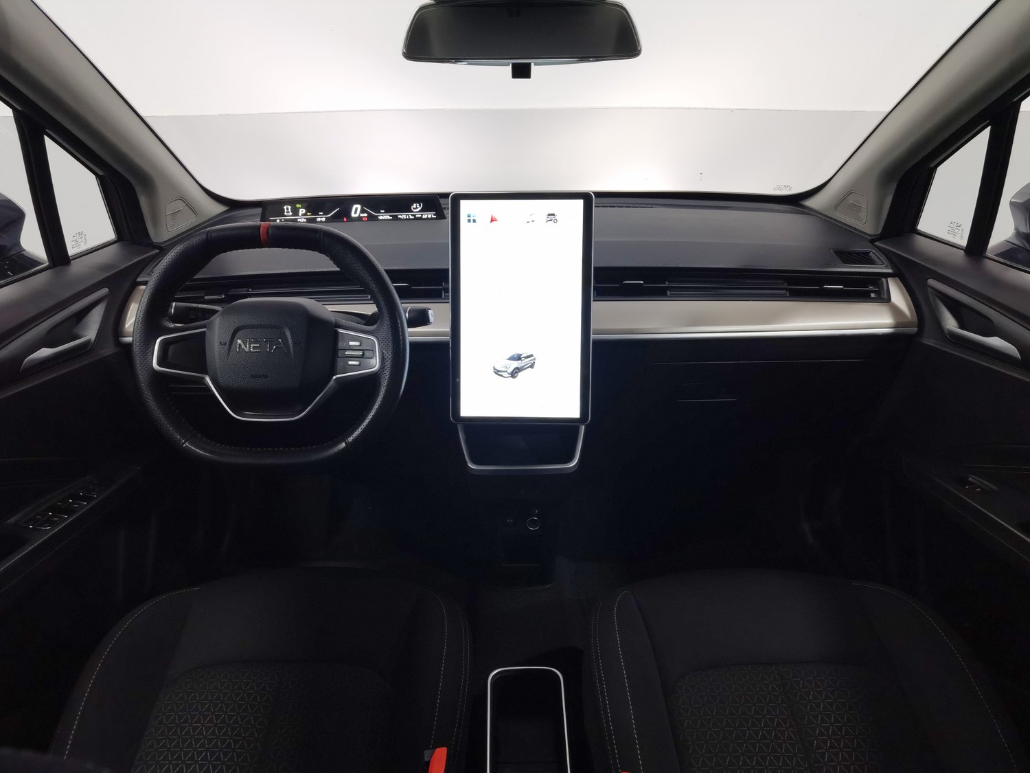 Used Neta V 2021