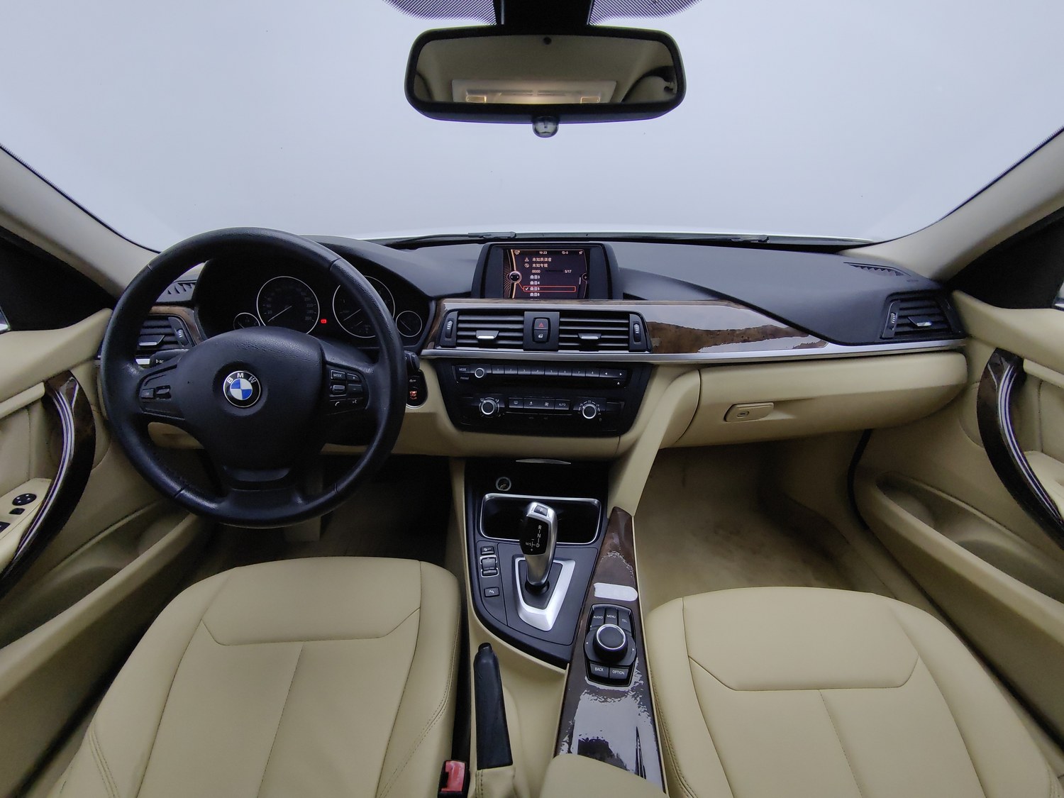Used BMW 3 Series 2013 2.0 AT