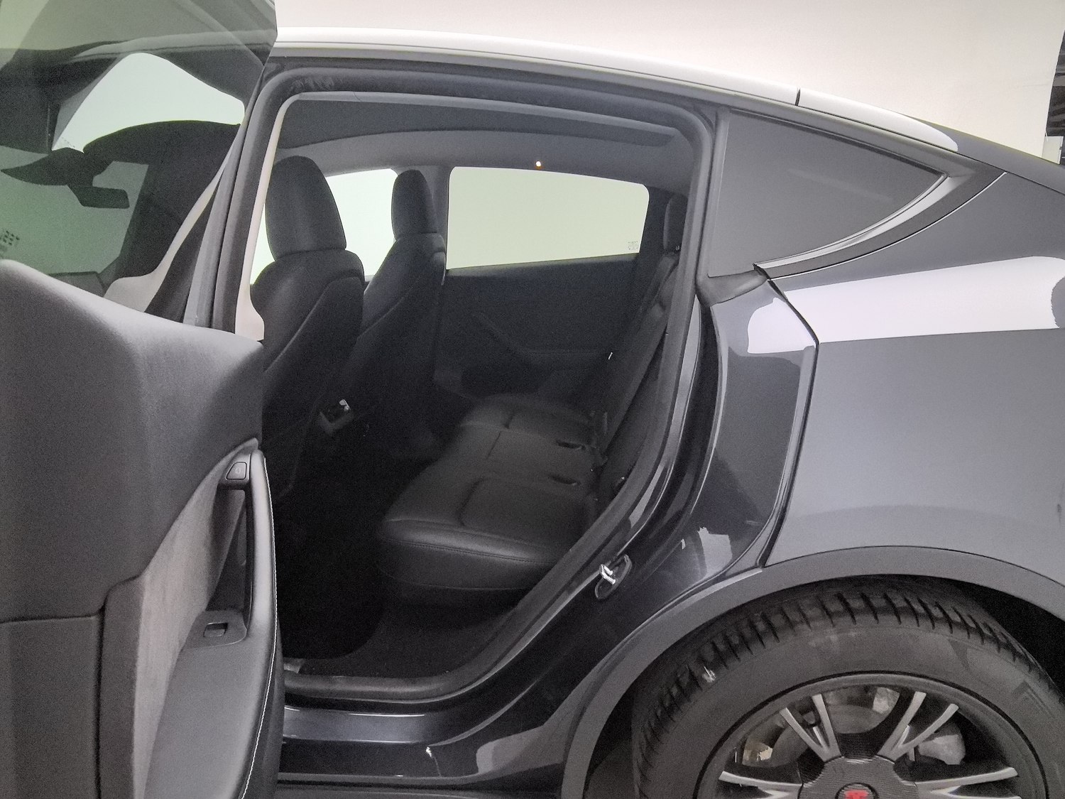 Used Tesla Model Y 2024