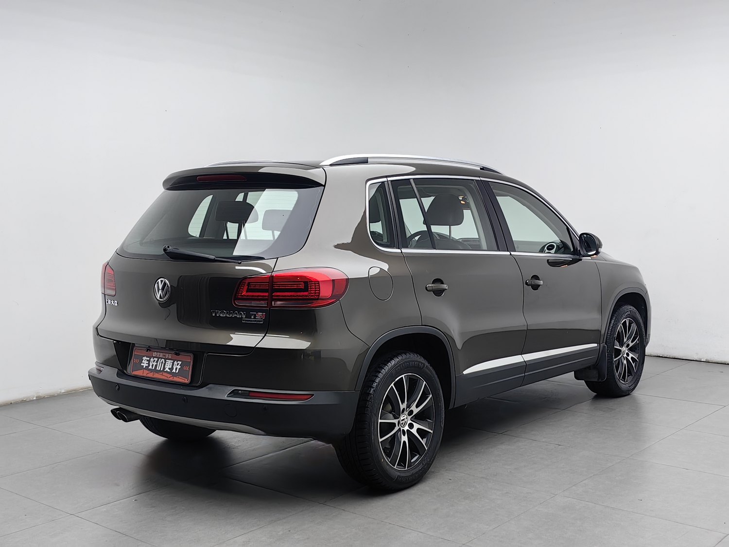 Used Volkswagen Tiguan 2015 1.8 AT