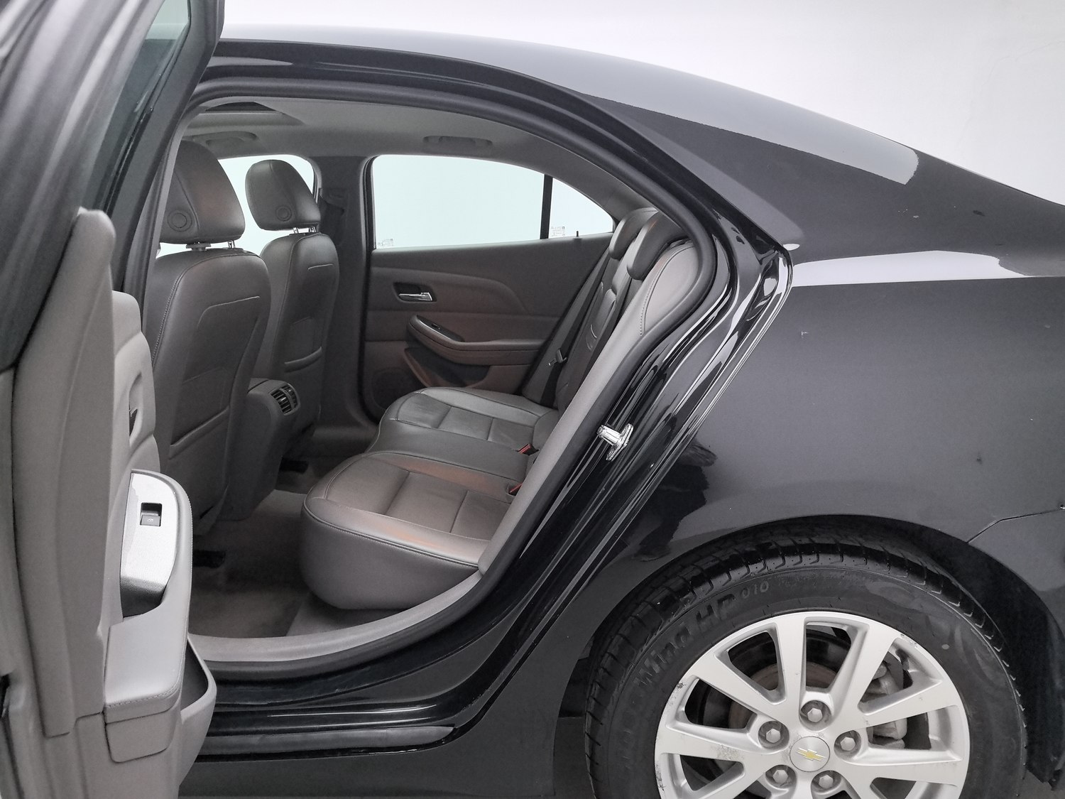 Used Chevrolet Malibu 2014 2.0 AT