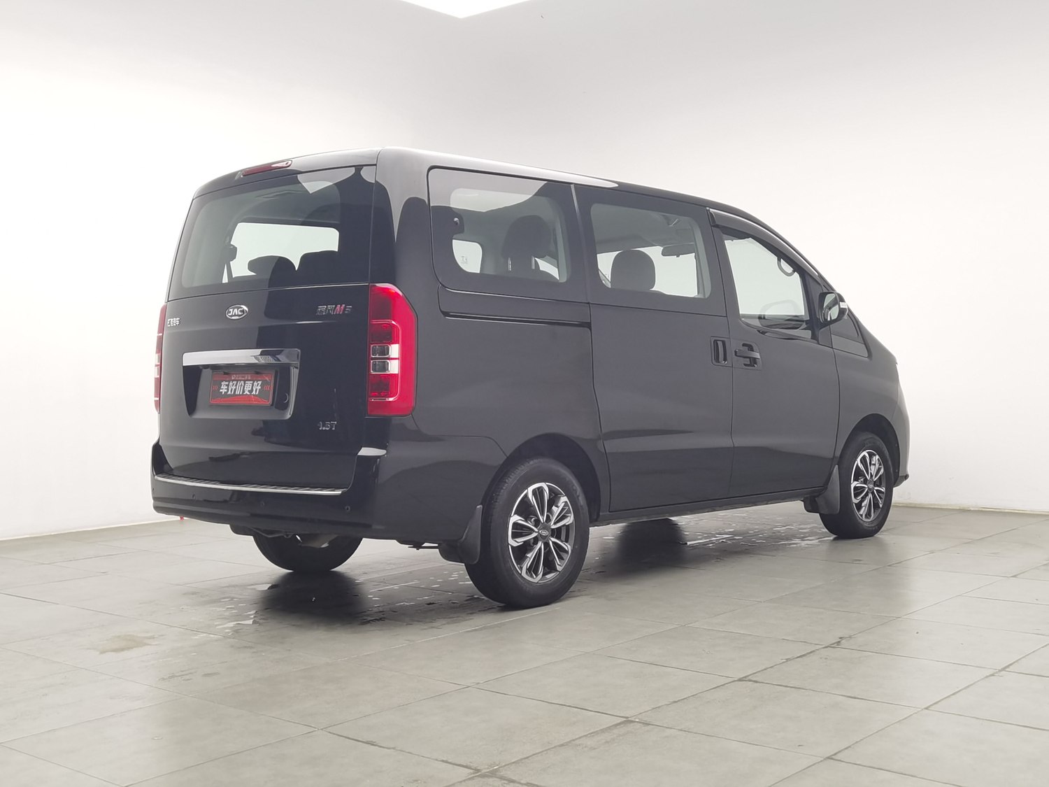 Used JAC Refine M3 2022 1.5 MT