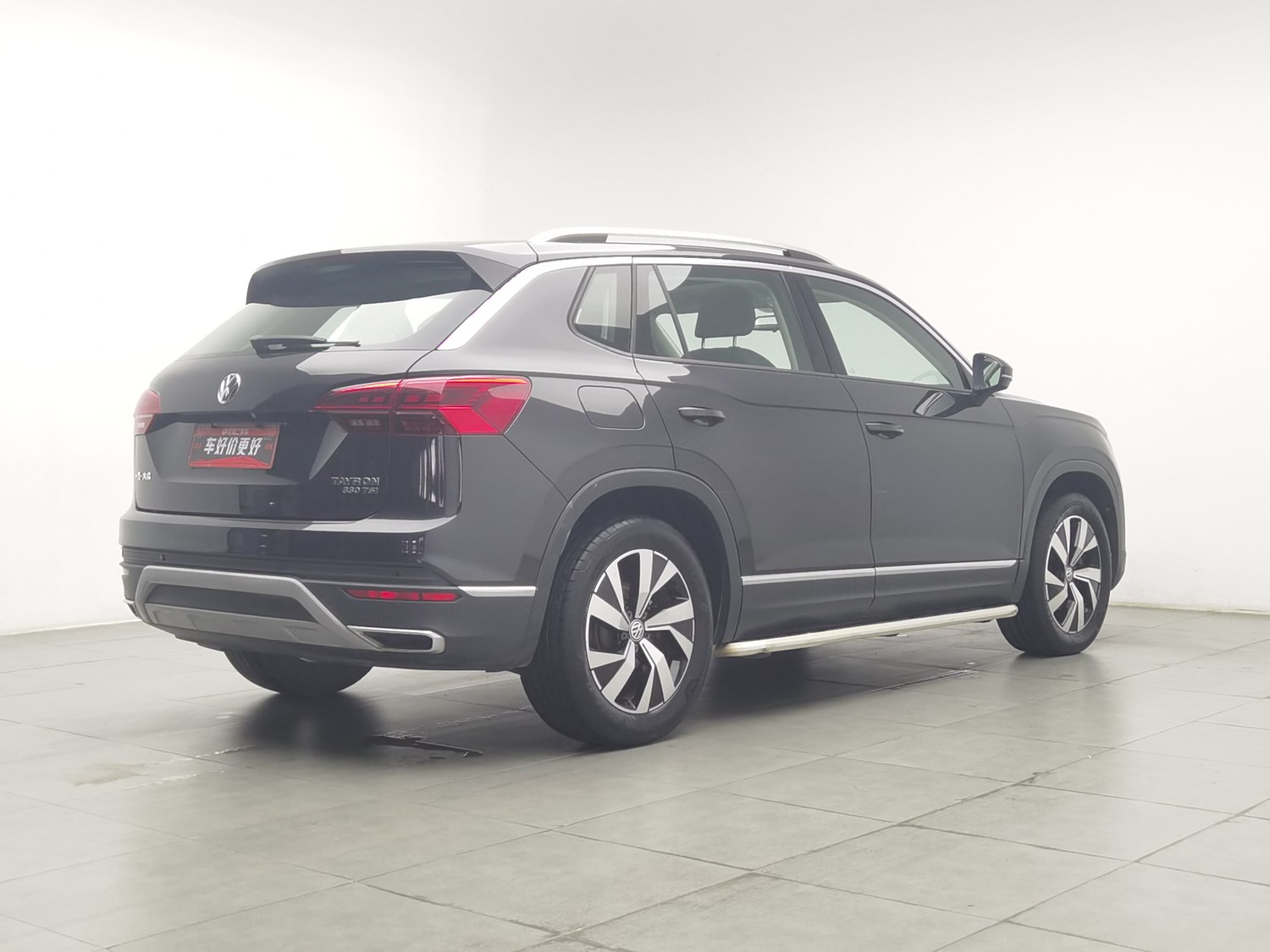 Used Volkswagen Tayron 2019 2.0 AT