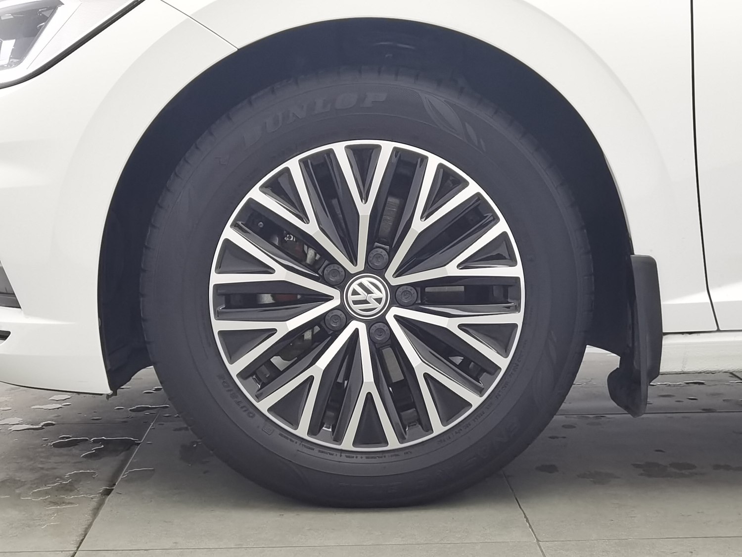 Used Volkswagen Sagitar 2020 1.4 AT