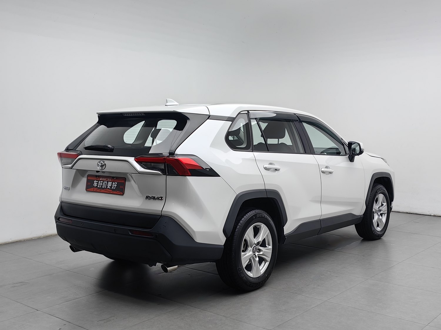 Used Toyota RAV4 2024 2.0 AT