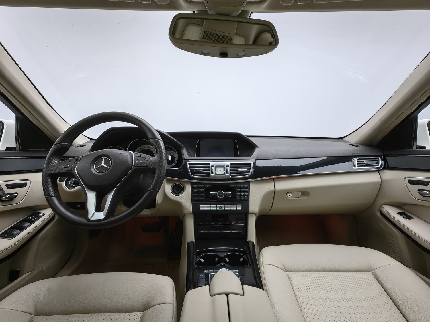 Used Mercedes-Benz E-Class 2014 1.8 AT