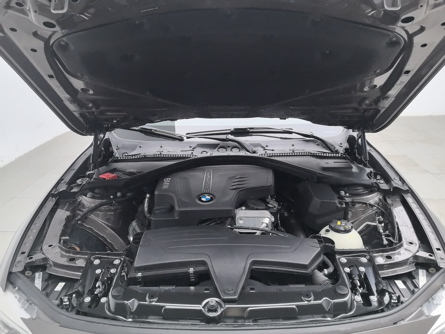 Used BMW 3 Series 2014 2.0 AT
