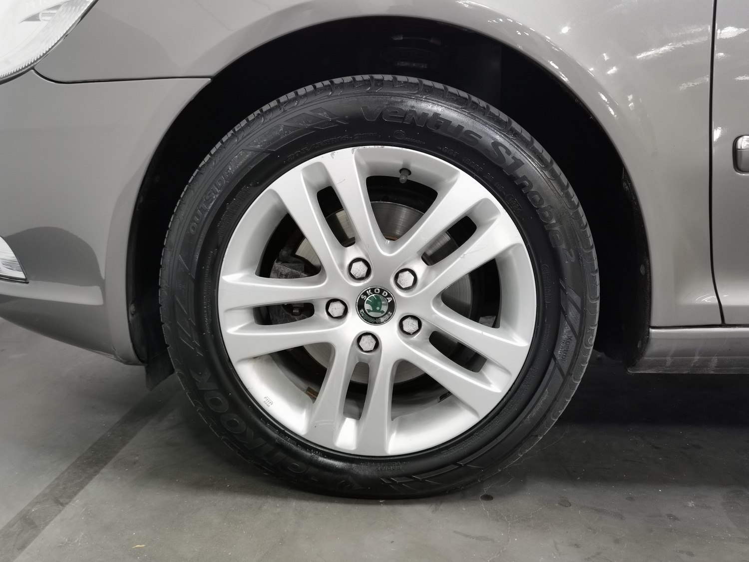 Used Skoda Octavia 2013 1.6 AT