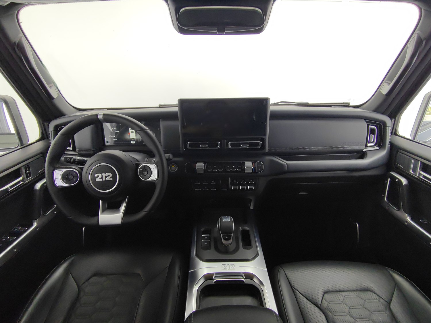 Used 212 212 T01 2024 2.0 AT
