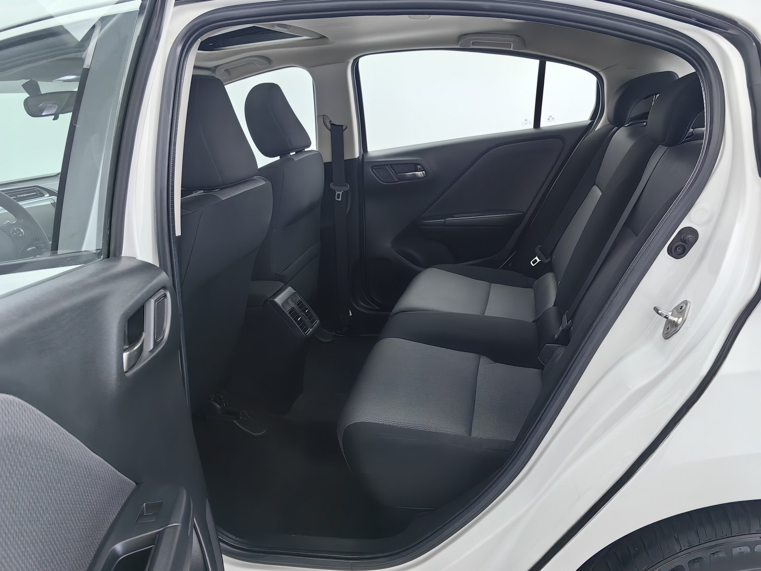Used Honda Gienia 2017 1.5 AT