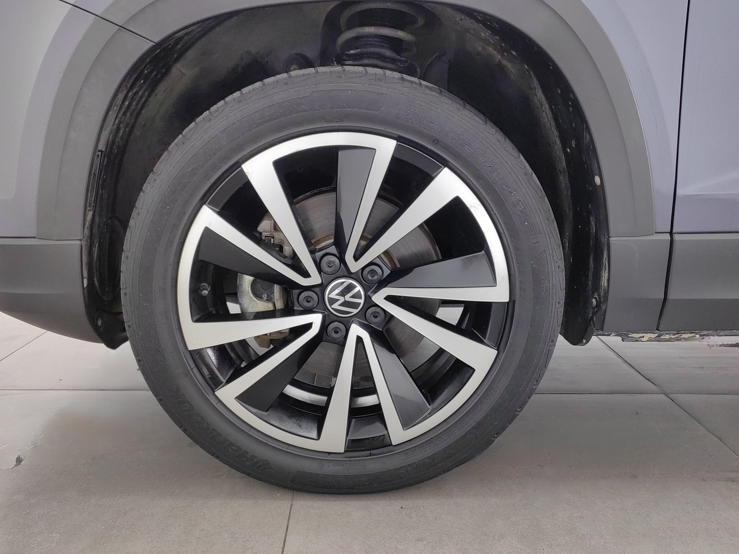 Used Volkswagen Tharu L 2021 1.4 AT