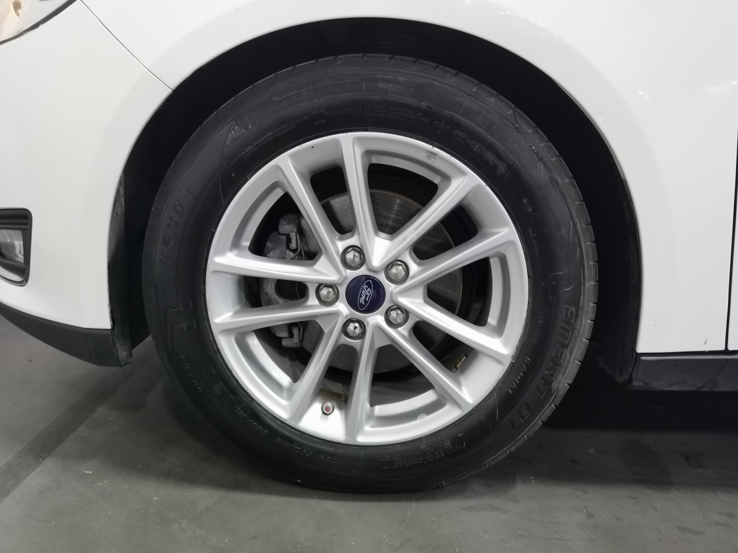 Used Ford Focus 2015 1.0 AT