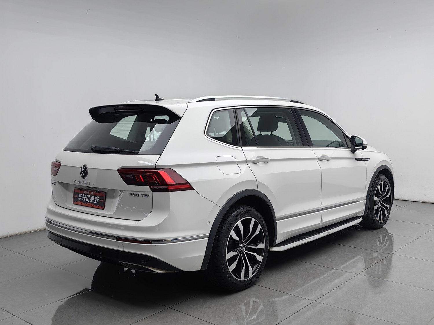 Used Volkswagen Tiguan L 2021 2.0 AT