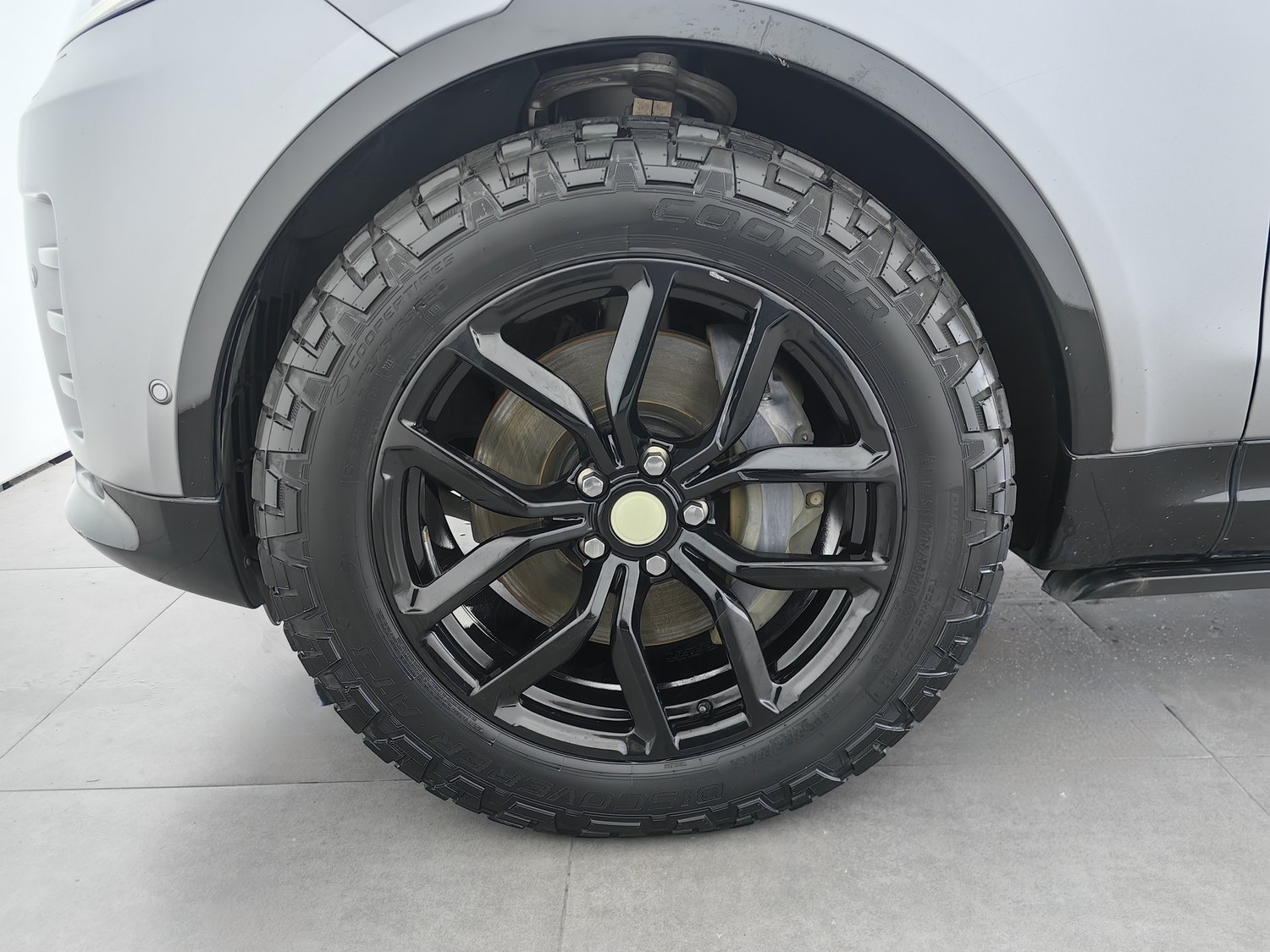 Used Land Rover Discovery 2023 3.0 AT