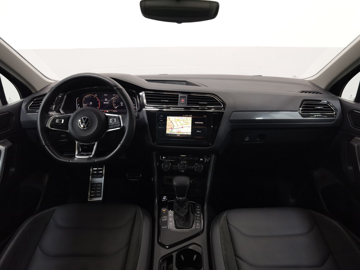 Used Volkswagen Tiguan L 2021 2.0 AT