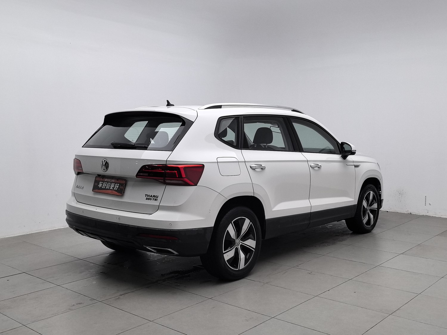Used Volkswagen Tharu L 2020 1.4 AT